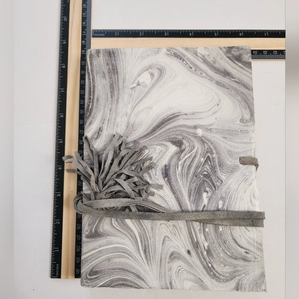Anthropologie Unisex Leather Marble Grey & Gold Journal Sketch Book Wrap Closure